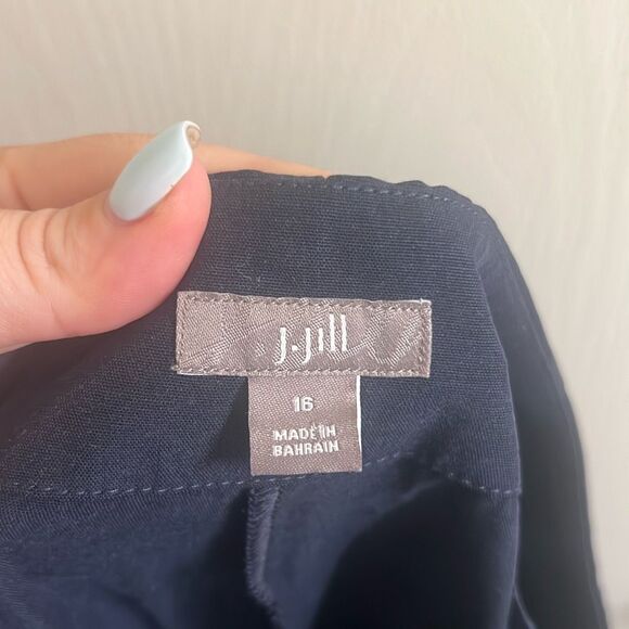 ✨J.Jill Navy Cropped Cuffed Trouser Sz 16 Pants✨ - Picture 5 of 7
